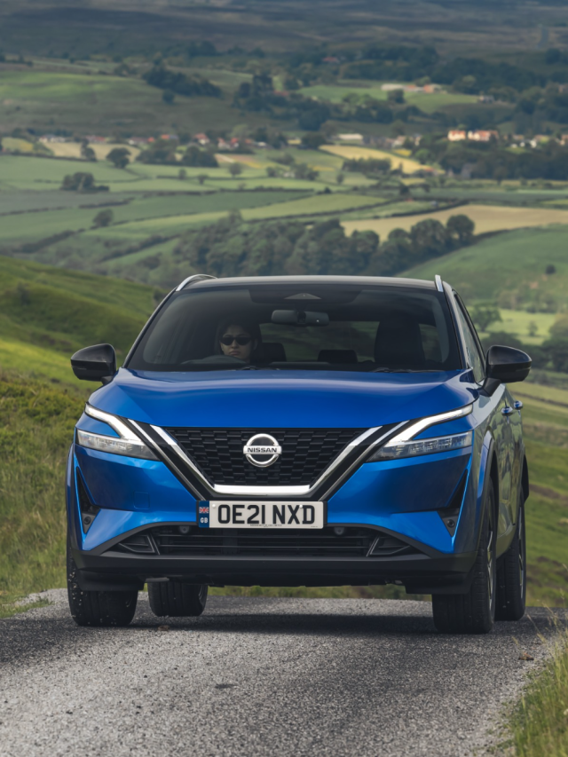 nissan-juke-vs-nissan-qashqai-drive