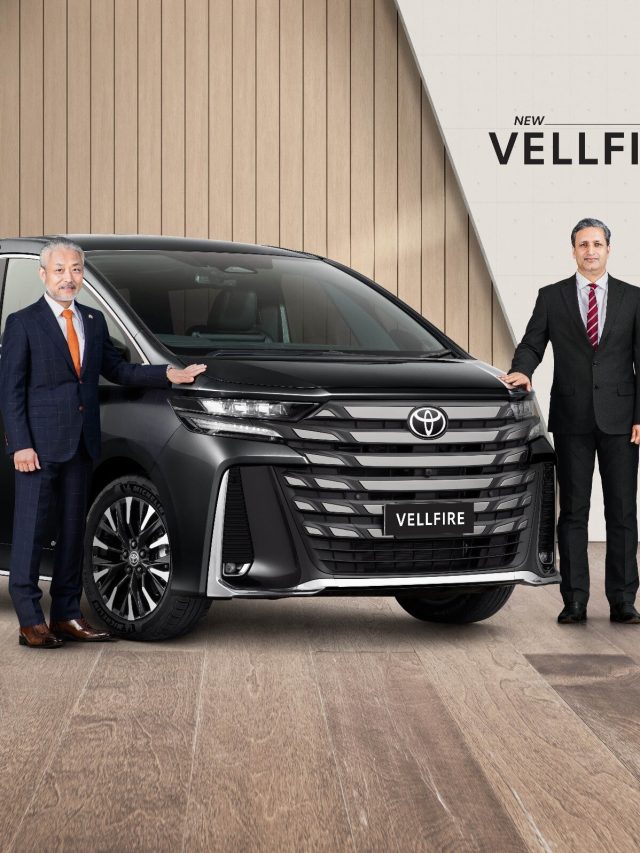 toyota-vellfire-launched-035715-3x4